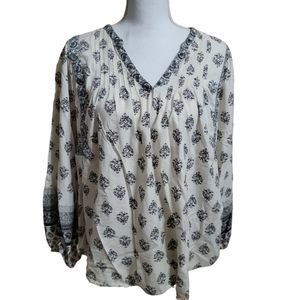 Old Navy Blouse Top size XXL black and white Peasant style boho